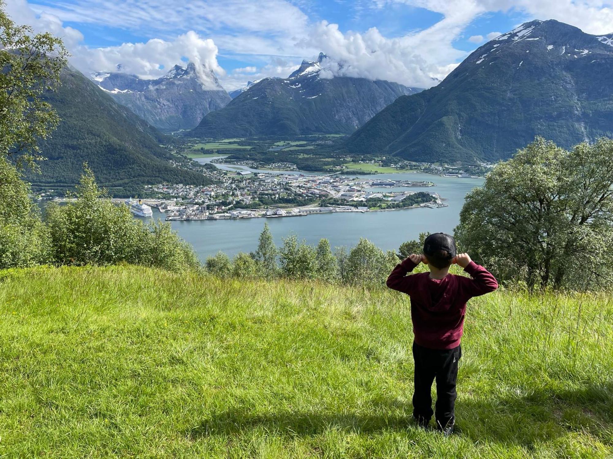 Bakkebo Rampestreken Apartman Åndalsnes Kültér fotó